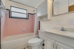 52 E 2nd St- Chuluota- FL 32766  - 16.jpg